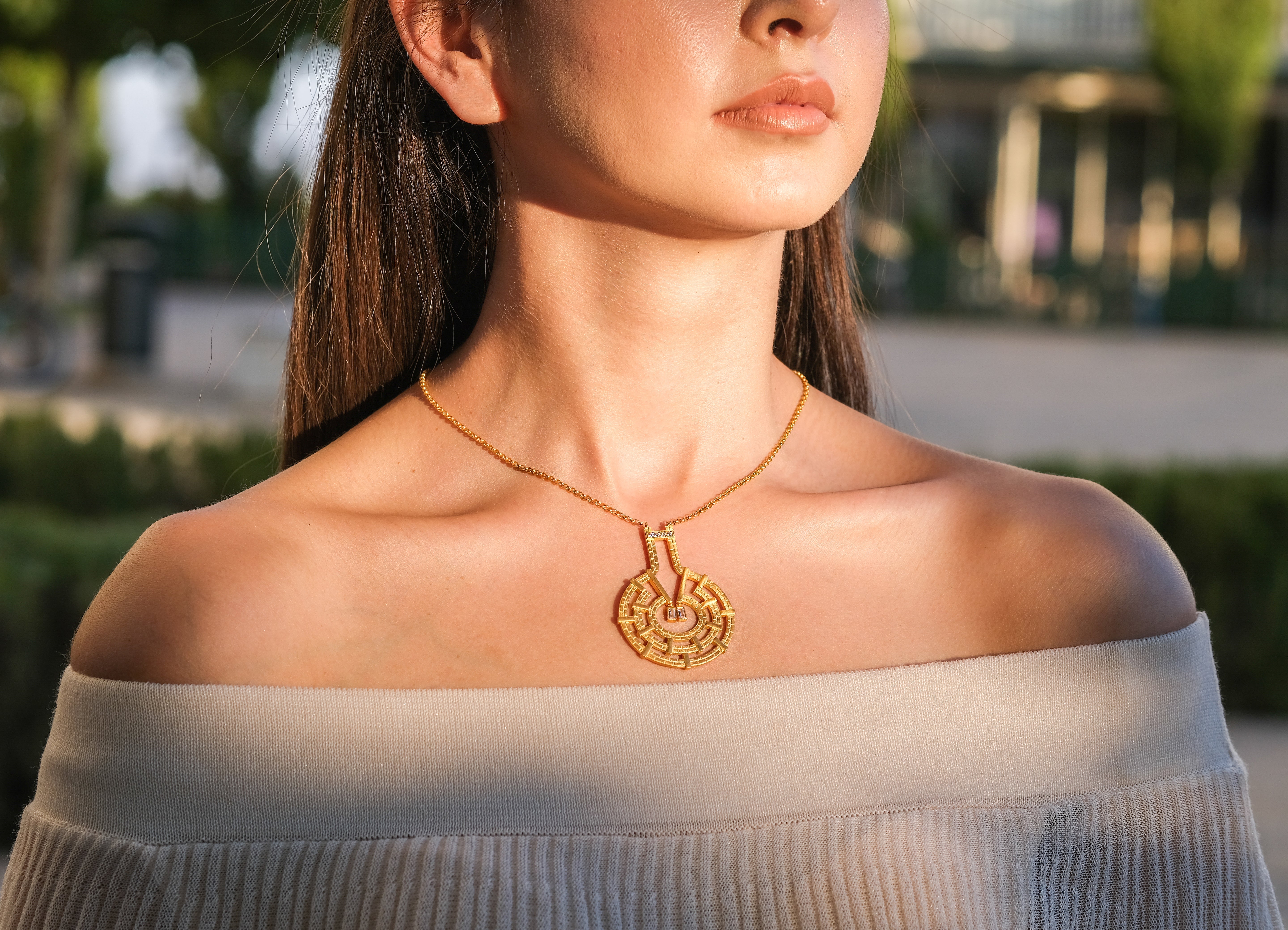 Gold Pendant in Sri Lanka