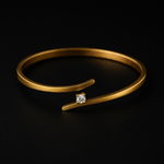 Load image into Gallery viewer, Minimalist Open Gold Bangle for Women
