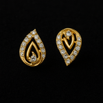 Load image into Gallery viewer, Gold Teardrop Stud Earrings
